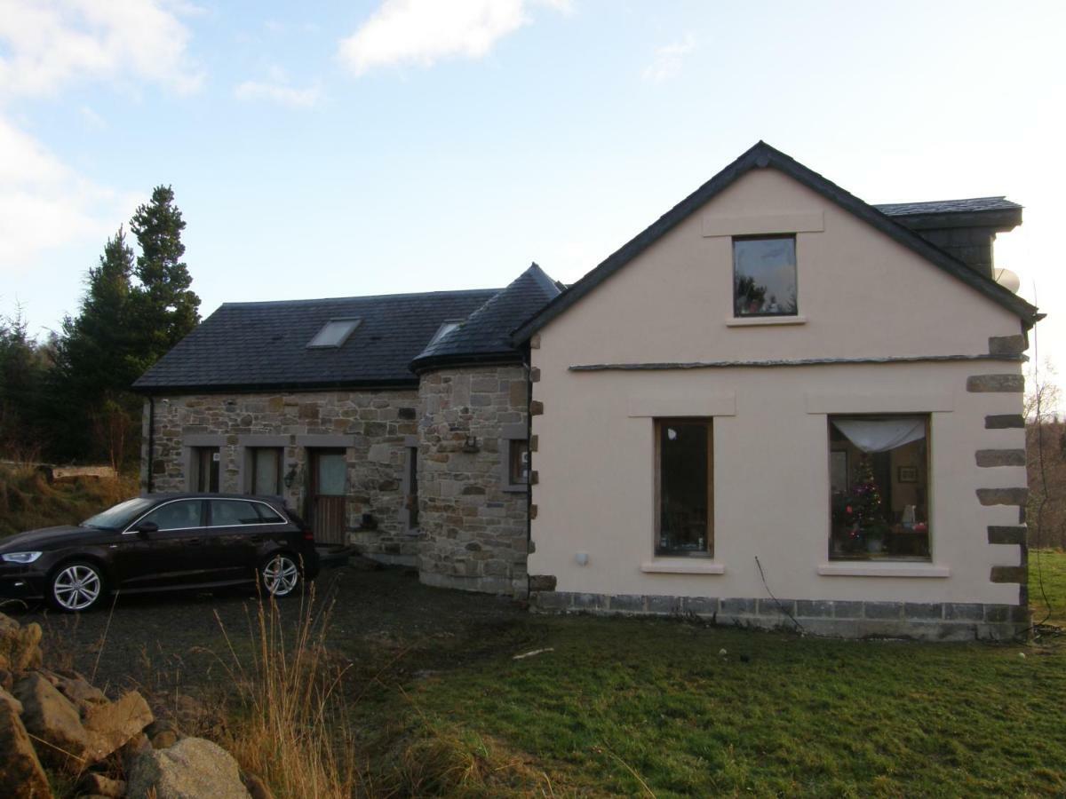 Отель Sunrise House Inverfarigaig Экстерьер фото